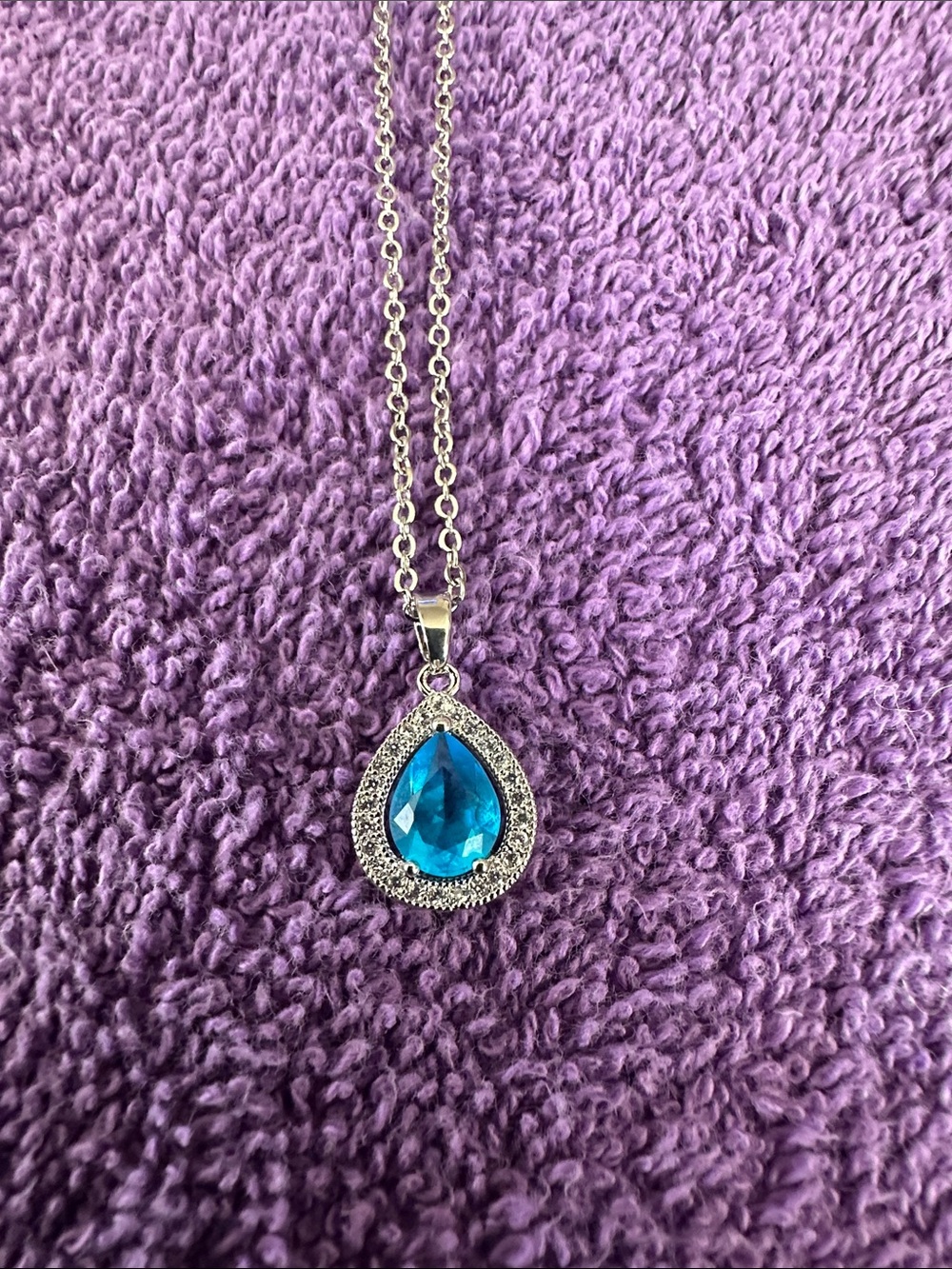 Blue Teardrop Crystal Pendant Necklace - Silver Tone